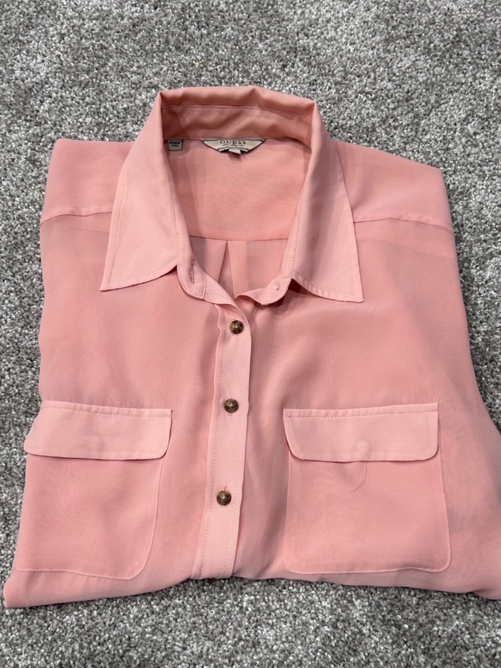GUESS Sheer Pink Blouse – Size Medium (Like New)) - Picture 2 of 2
